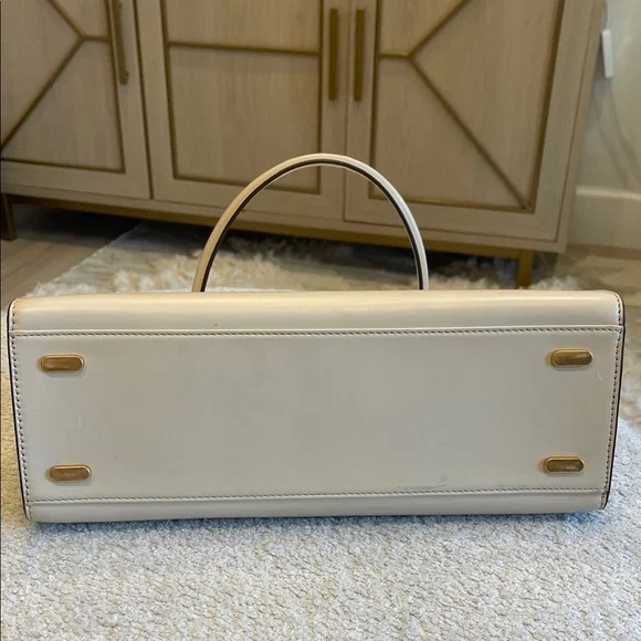 Elegant Tory Burch Lee Radziwill Cream Handbag - Picture 6 of 9